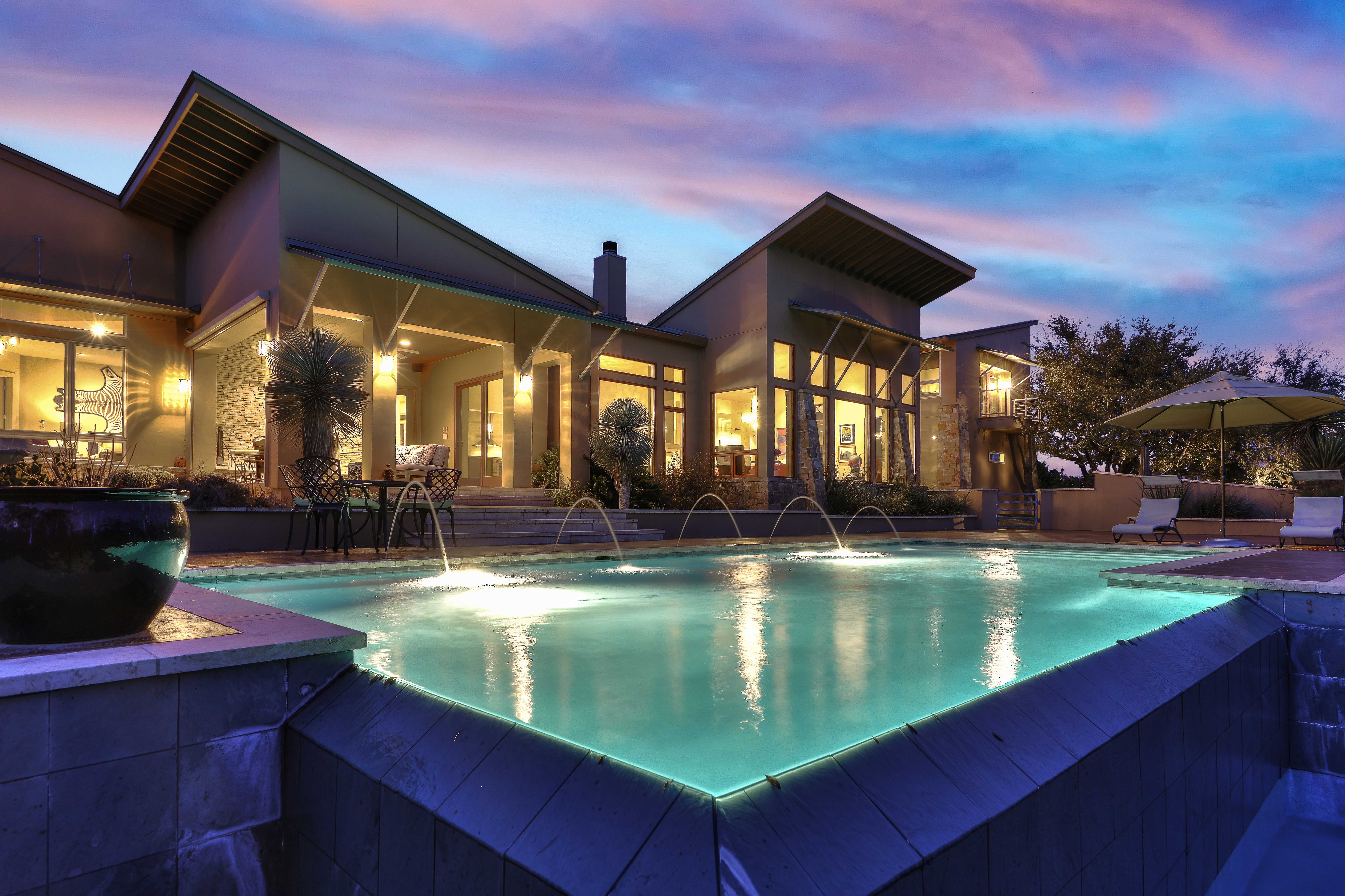 ​5 Key Marketing Activities to Sell Luxury Real Estate